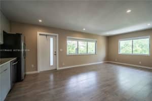 2400 26th St , Fort Lauderdale, FL 33305 - MLS#A11994443