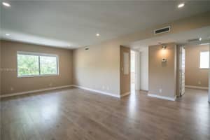 2400 26th St , Fort Lauderdale, FL 33305 - MLS#A11994443