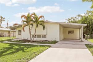 721 Se Solaz Ave, Port Saint Lucie