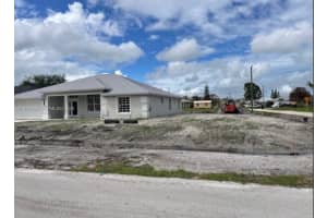 5315 Milner Dr , Port Saint Lucie, FL 34983 - MLS#A11994480