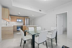 16385 Biscayne Blvd , North Miami Beach, FL 33160 - MLS#A11994509