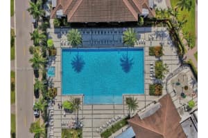 8001 Nw 41st St F-113, Doral