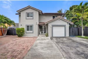 15463 Sw 57th St, Miami