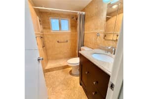 13300 1st St , Pembroke Pines, FL 33027 - MLS#A11994536
