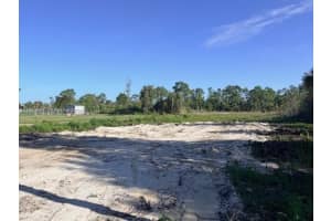 870 Arturo St , Lehigh Acres, FL 33974 - MLS#A11994567