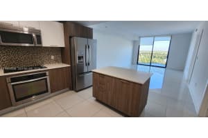 5300 Paseo Blvd , Doral, FL 33166 - MLS#A11994568