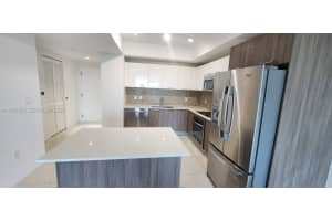 5300 Paseo Blvd , Doral, FL 33166 - MLS#A11994568