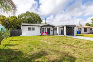 6820 Park St, Hollywood, FL 33024, - MLS#A11994590