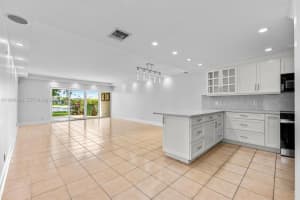 392 Golfview Rd , North Palm Beach, FL 33408 - MLS#A11994686