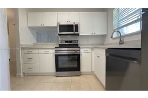 1761 96TH TE , Pembroke Pines, FL 33024 - MLS#A11994695