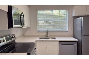 1761 96TH TE , Pembroke Pines, FL 33024 - MLS#A11994695