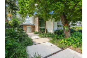 79 Shore Dr , Miami, FL 33133 - MLS#A11994727