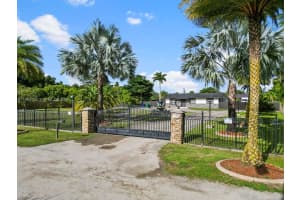 15305 209th Ave , Miami, FL 33187 - MLS#A11994734