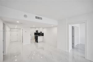 3625 Country Club Dr , Aventura, FL 33180 - MLS#A11994744