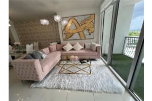 1750 Bayshore , Miami, FL 33132 - MLS#A11994753