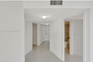 2333 Brickell Ave Apartment 305, Miami, FL 33129, - MLS#A11994758