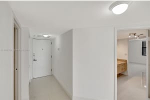 2333 Brickell Ave Apartment 305, Miami, FL 33129, - MLS#A11994758