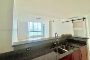 300 Biscayne Blvd , Miami, FL 33131 - MLS#A11994761