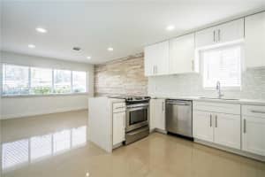 2708 32nd St , Fort Lauderdale, FL 33306 - MLS#A11994772