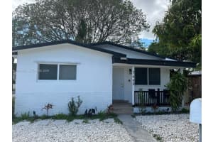7460 Nw 17th Ave, Miami