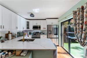 9118 20th Ct , Davie, FL 33324 - MLS#A11994871