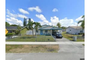 2571 NW 5th St, Pompano Beach, FL 33069, - MLS#A11994903