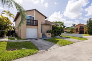 914 NW 106th Ave Cir #0, Miami, FL 33172, - MLS#A11994905