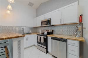 13976 Aster Ave Wellington, FL 33414 - MLS#A11994953