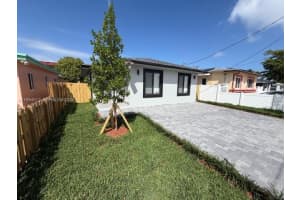 644 6th Ct , Hallandale Beach, FL 33009 - MLS#A11994977