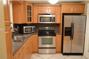 404 68th Ave , Plantation, FL 33317 - MLS#A11994982