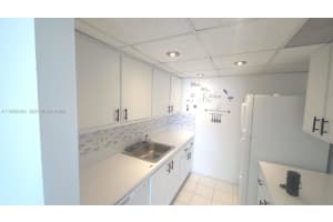 2350 NE 135th St APT 1402, North Miami, FL 33181, - MLS#A11995005