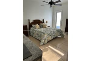 9525 16th St , Miami, FL 33165 - MLS#A11995009