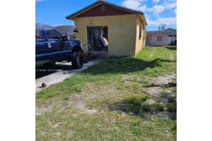 5735 Green Ln , Stuart, FL 34997 - MLS#A11995033