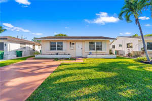 6802 58th Ct , Tamarac, FL 33321 - MLS#A11995051