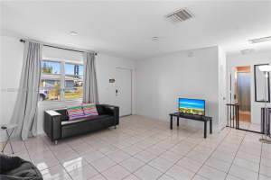 6802 58th Ct , Tamarac, FL 33321 - MLS#A11995051