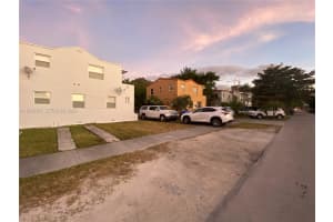 2833 Sw 38th Ave 2833 Miami, FL 33134 - MLS#A11995054