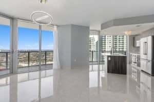 488 18th St , Miami, FL 33132 - MLS#A11995056