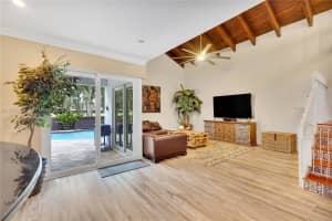 1610 Sandpiper Cir , Pembroke Pines, FL 33026 - MLS#A11995059