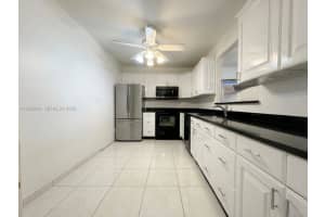 3800 Ocean Dr , Hollywood, FL 33019 - MLS#A11995066