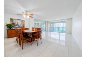 3800 Ocean Dr , Hollywood, FL 33019 - MLS#A11995066