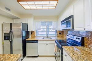 9150 Lime Bay Blvd APT 110, Tamarac, FL 33321, - MLS#A11995067