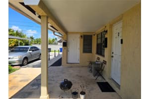 1723 Thomas St , Hollywood, FL 33020 - MLS#A11995093