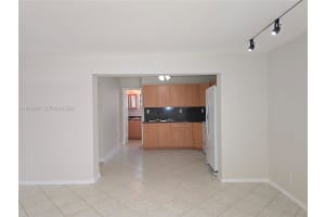 1723 Thomas St , Hollywood, FL 33020 - MLS#A11995093