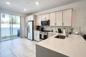 181 170th Ave , Pembroke Pines, FL 33027 - MLS#A11995166