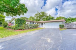 661 NW 66th Ave, Plantation, FL 33317, - MLS#A11995168