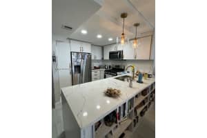 2030 Ocean Dr , Hallandale Beach, FL 33009 - MLS#A11995198