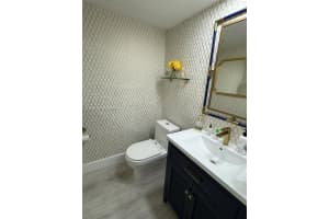 2030 Ocean Dr , Hallandale Beach, FL 33009 - MLS#A11995198