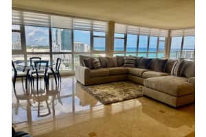 Decoplage, Decoplage, 100 Lincoln Rd, Miami Beach, FL 33139, - MLS#A11995200