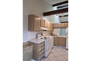 1752 74th Ave , Plantation, FL 33313 - MLS#A11995219