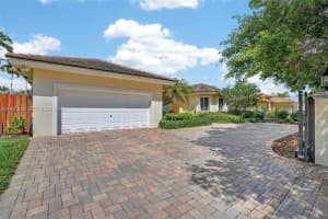 6462 Sw 93rd Pl Miami, FL 33173 - MLS#A11995228